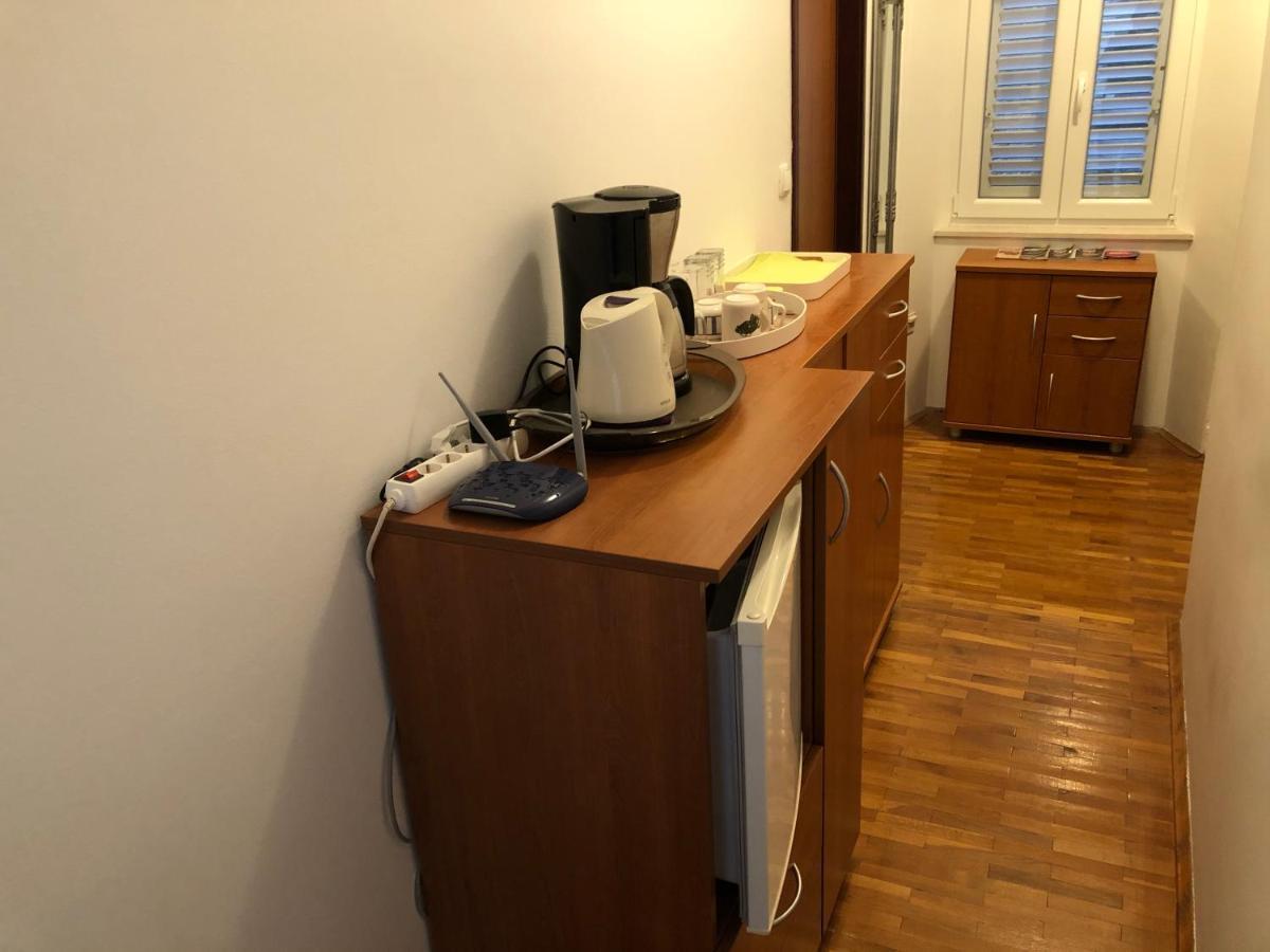 Guest House Katic دوبروفينك المظهر الخارجي الصورة