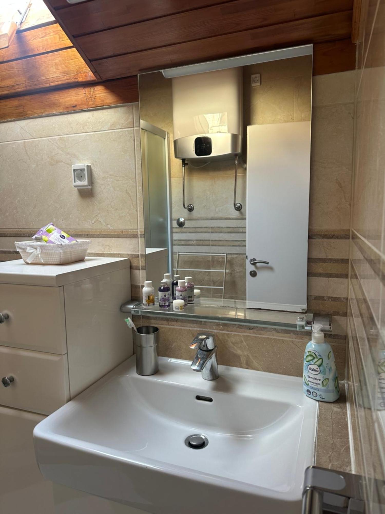 Guest House Katic دوبروفينك المظهر الخارجي الصورة