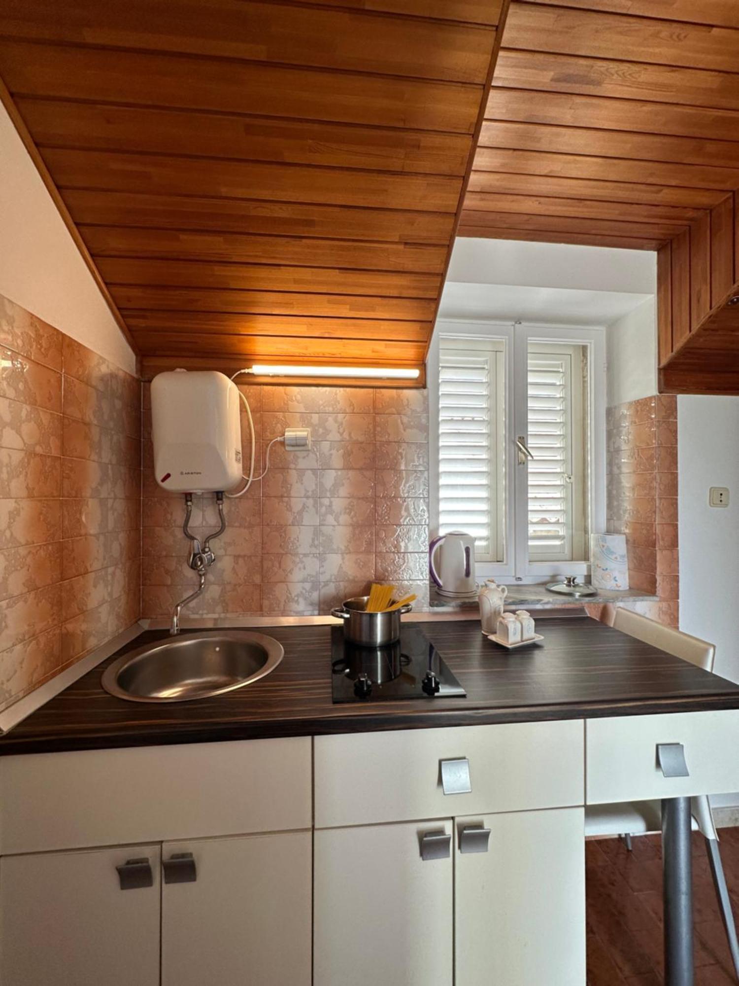 Guest House Katic دوبروفينك المظهر الخارجي الصورة
